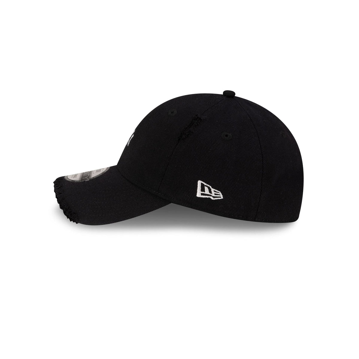 New York Yankees Distressed Twill 9TWENTY Adjustable Hat