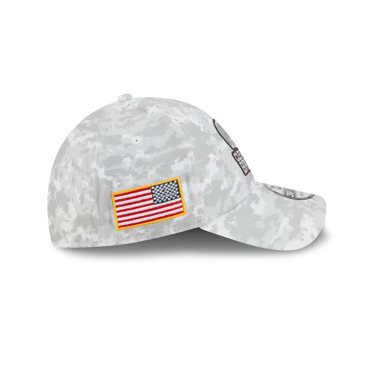 Cleveland Browns 2025 Salute to Service Fan Gear 39THIRTY Stretch Fit Hat