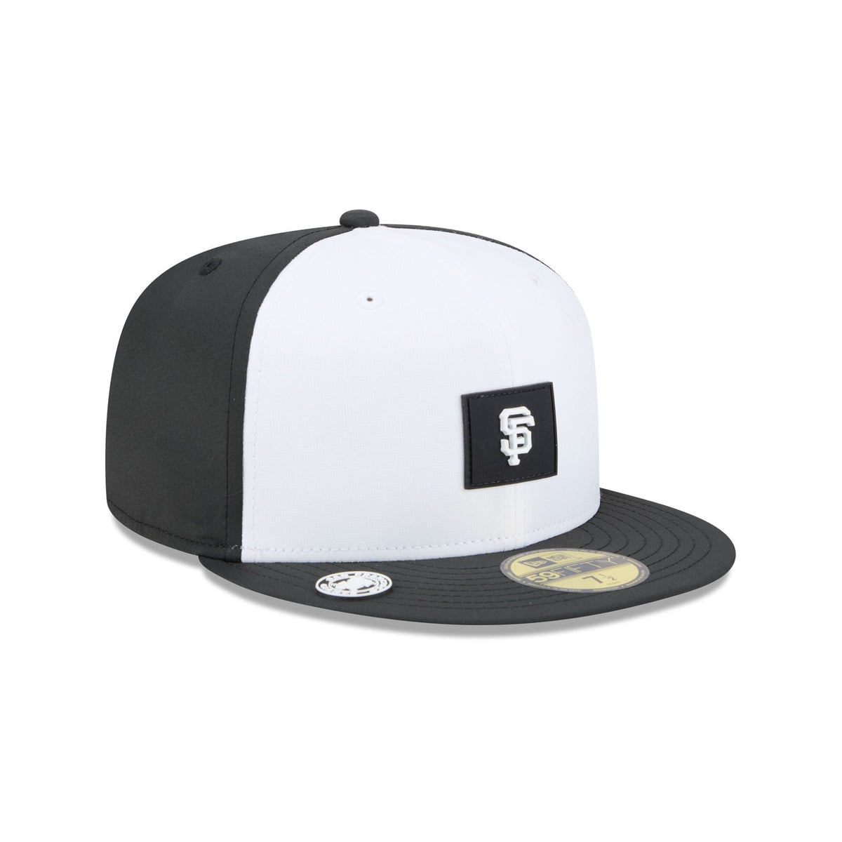 San Francisco Giants 2026 Clubhouse Black & White 59FIFTY Fitted Hat