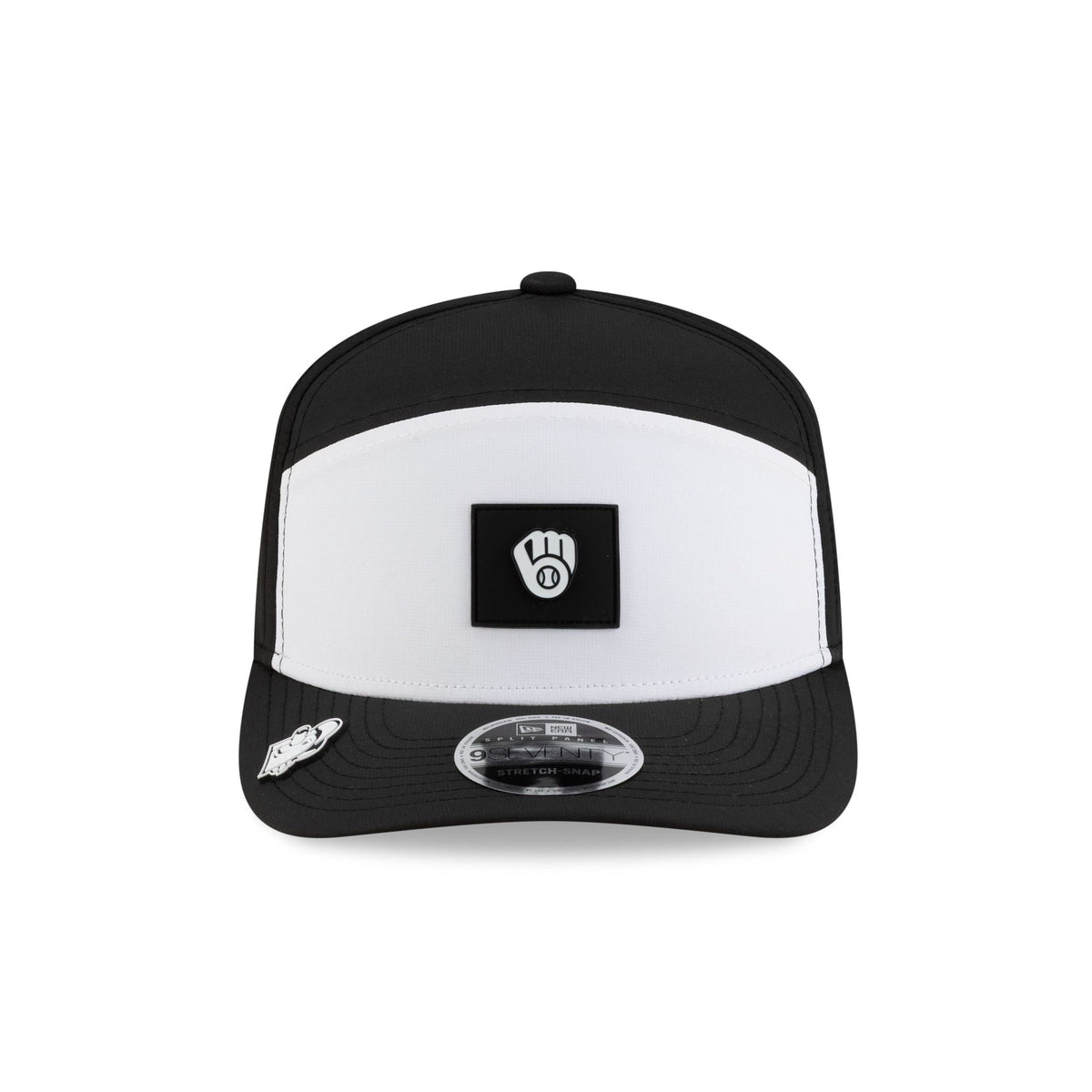 Milwaukee Brewers 2026 Clubhouse Black & White Split Panel 9SEVENTY Stretch-Snap Hat