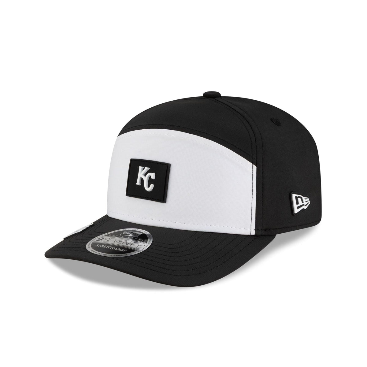 Kansas City Royals 2026 Clubhouse Black & White Split Panel 9SEVENTY Stretch-Snap Hat