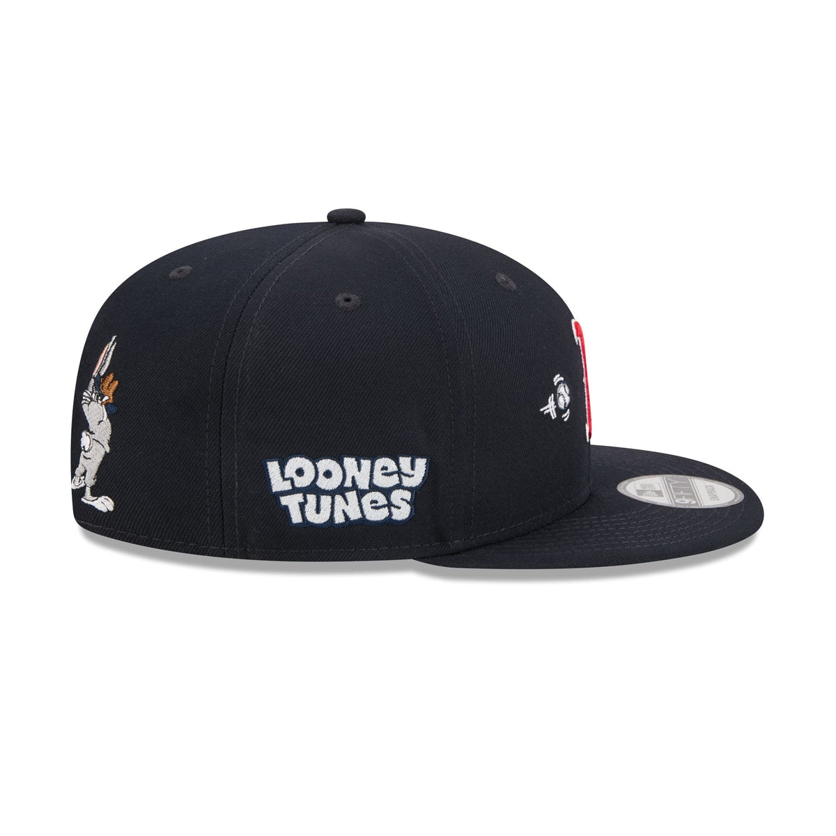 Boston Red Sox Bugs Bunny Swing 9FIFTY Snapback Hat