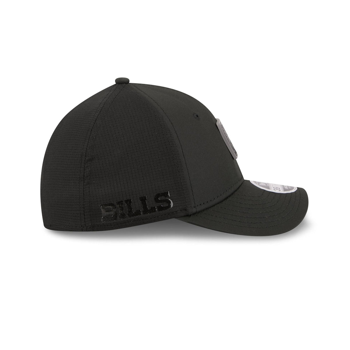 Buffalo Bills 2026 Training Black 39THIRTY M-Crown Stretch-Fit Hat