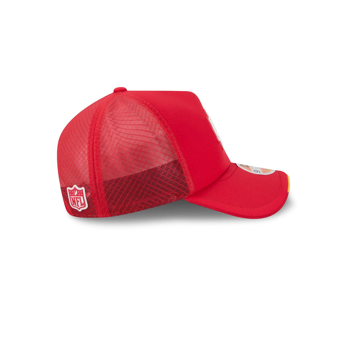 Kansas City Chiefs 2026 Sideline 9FORTY APEX Trucker Hat