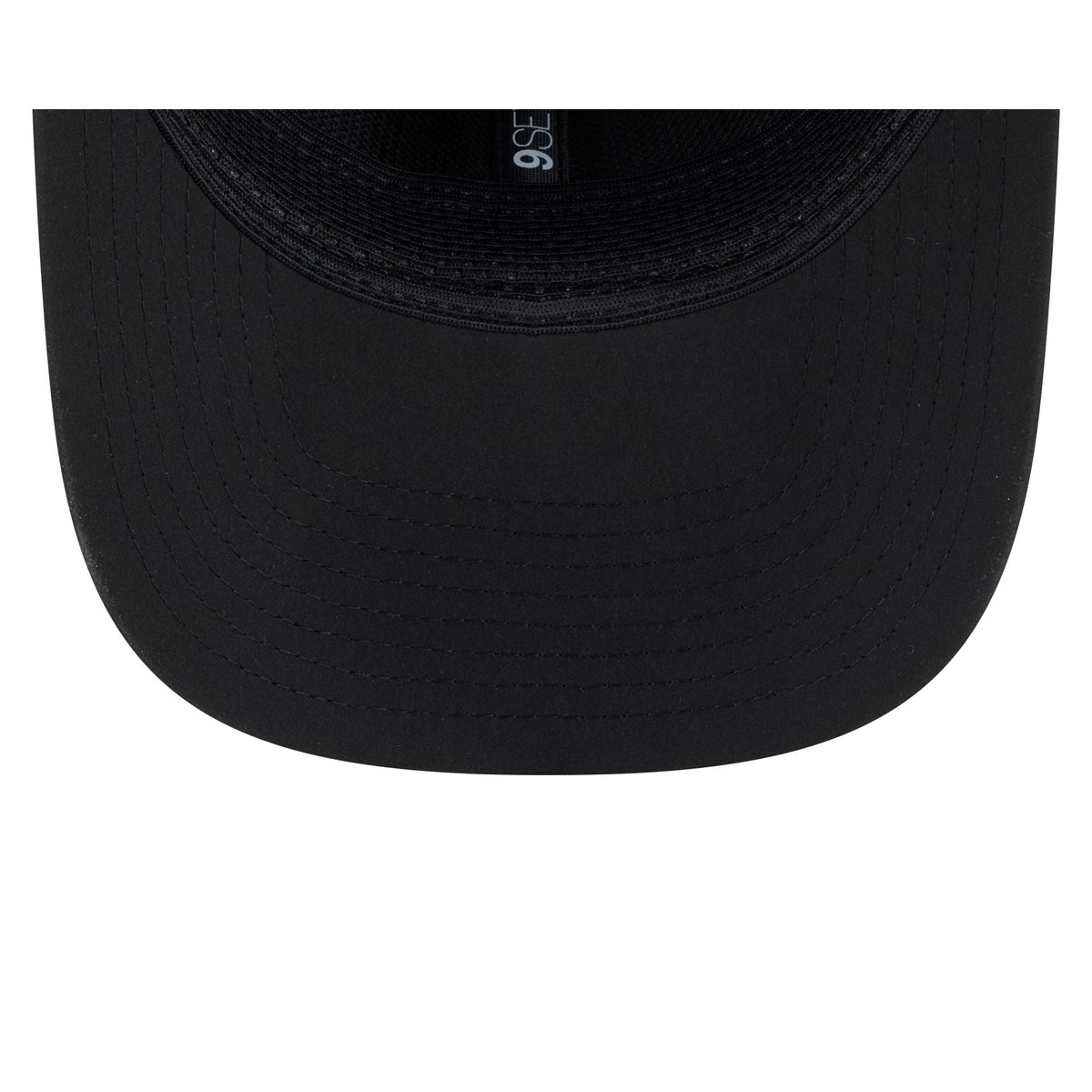 Las Vegas Raiders 2026 Sideline 9SEVENTY Stretch-Snap Hat