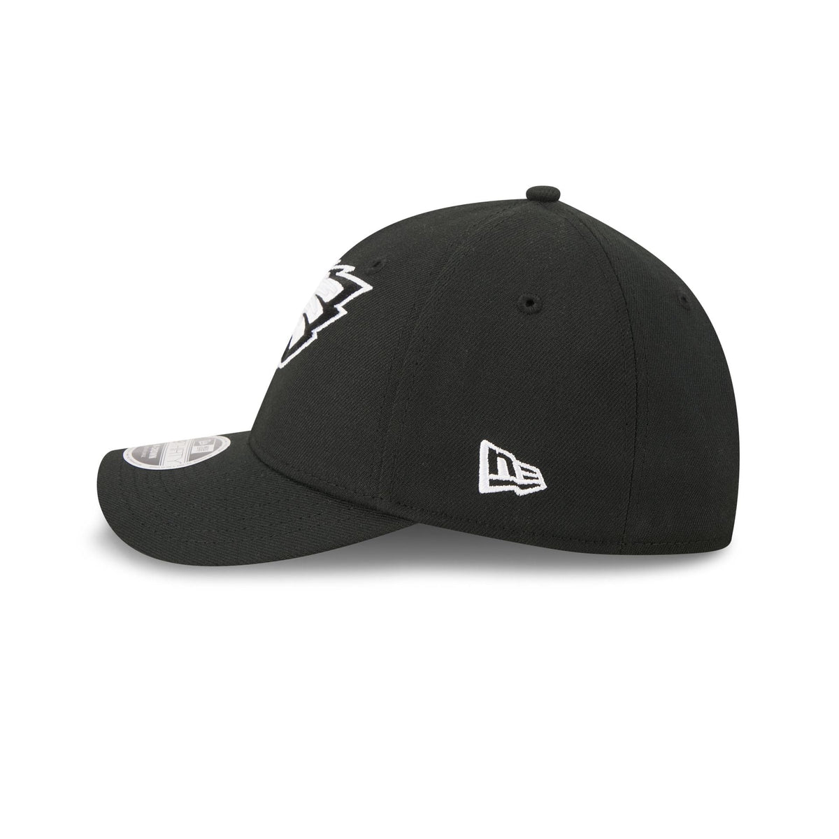 Philadelphia Eagles Poly Black & White 39THIRTY M-Crown Stretch Fit Hat