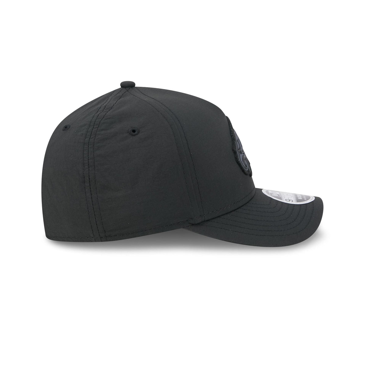 Alpha Industries x Philadelphia Eagles Nylon Black 9FORTY M-Crown A-Frame Snapback Hat
