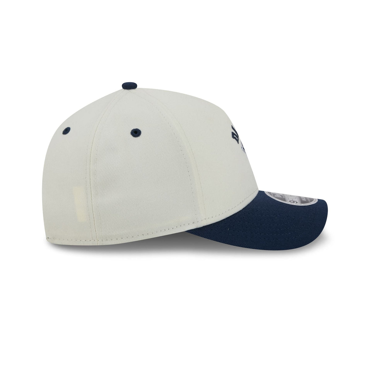 Dallas Cowboys Arched Graphic Chrome White 9FORTY M-Crown A-Frame Snapback Hat