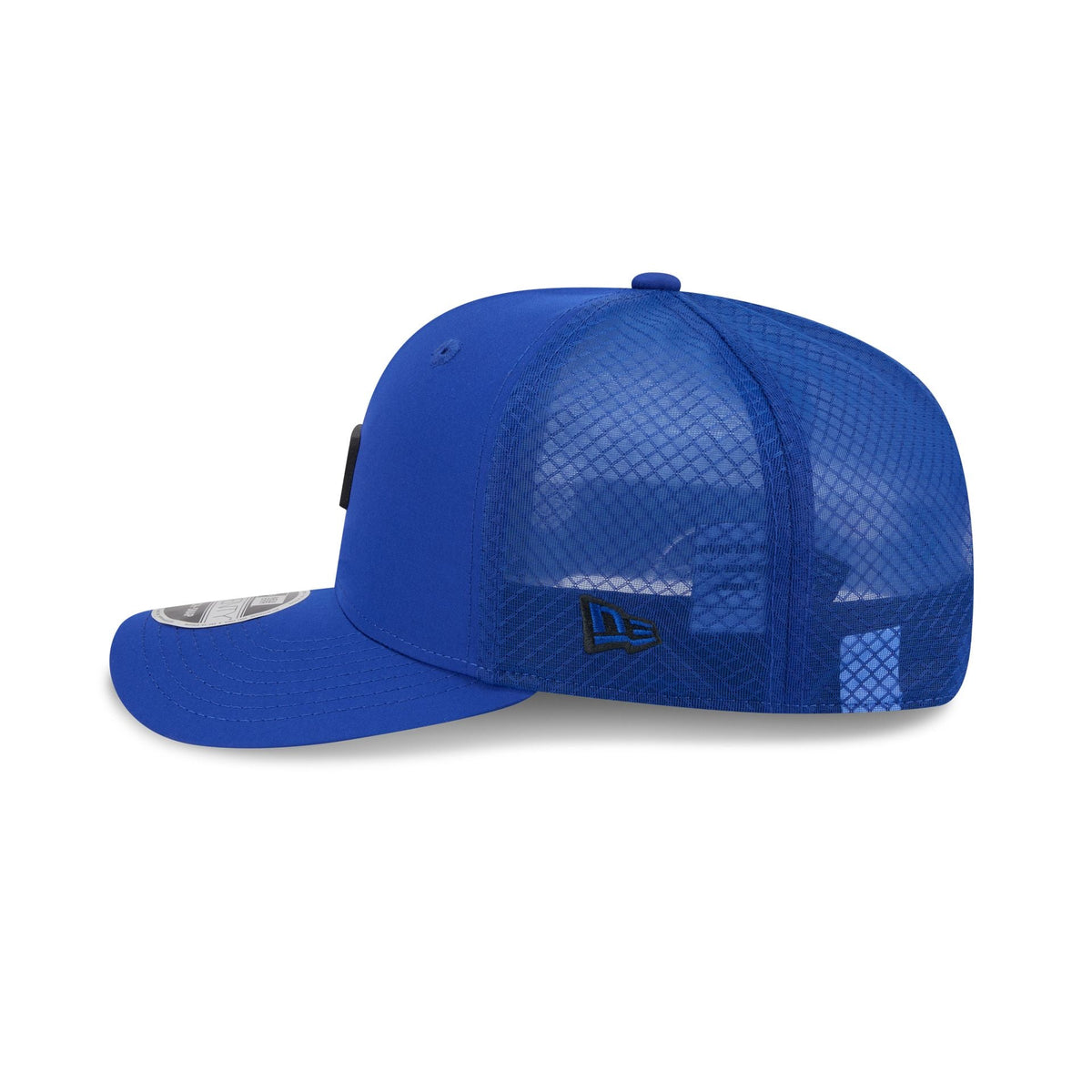 Buffalo Bills Mini Badge 9SEVENTY Trucker Hat