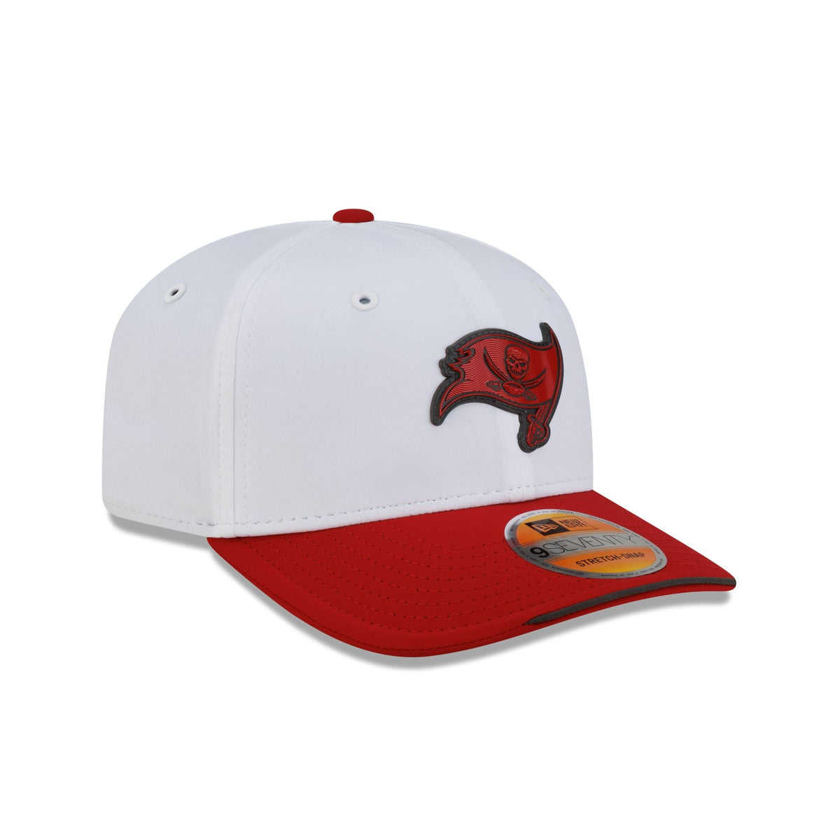 Tampa Bay Buccaneers 2026 Sideline White 9SEVENTY Stretch-Snap Hat