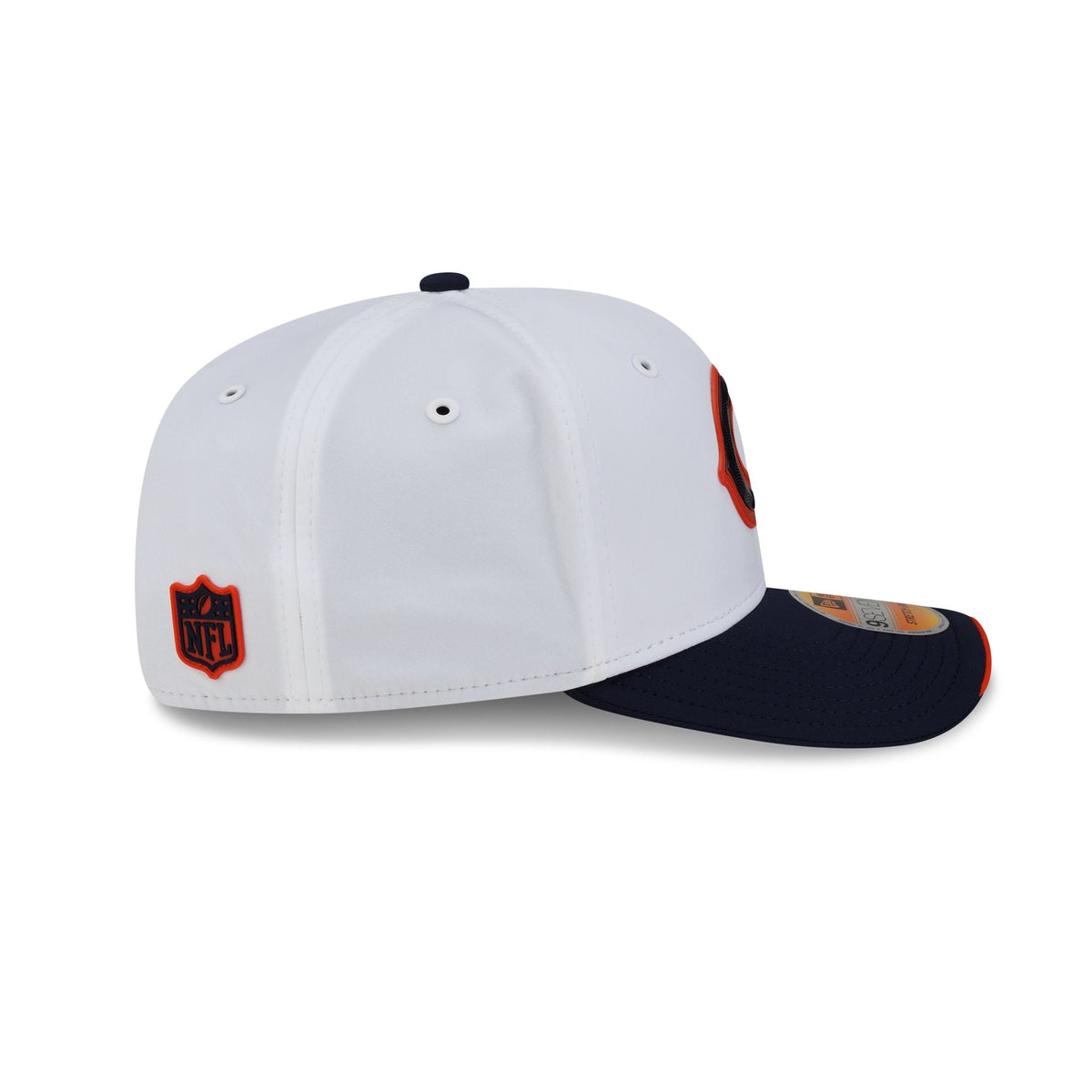 Chicago Bears 2026 Sideline White 9SEVENTY Stretch-Snap Hat
