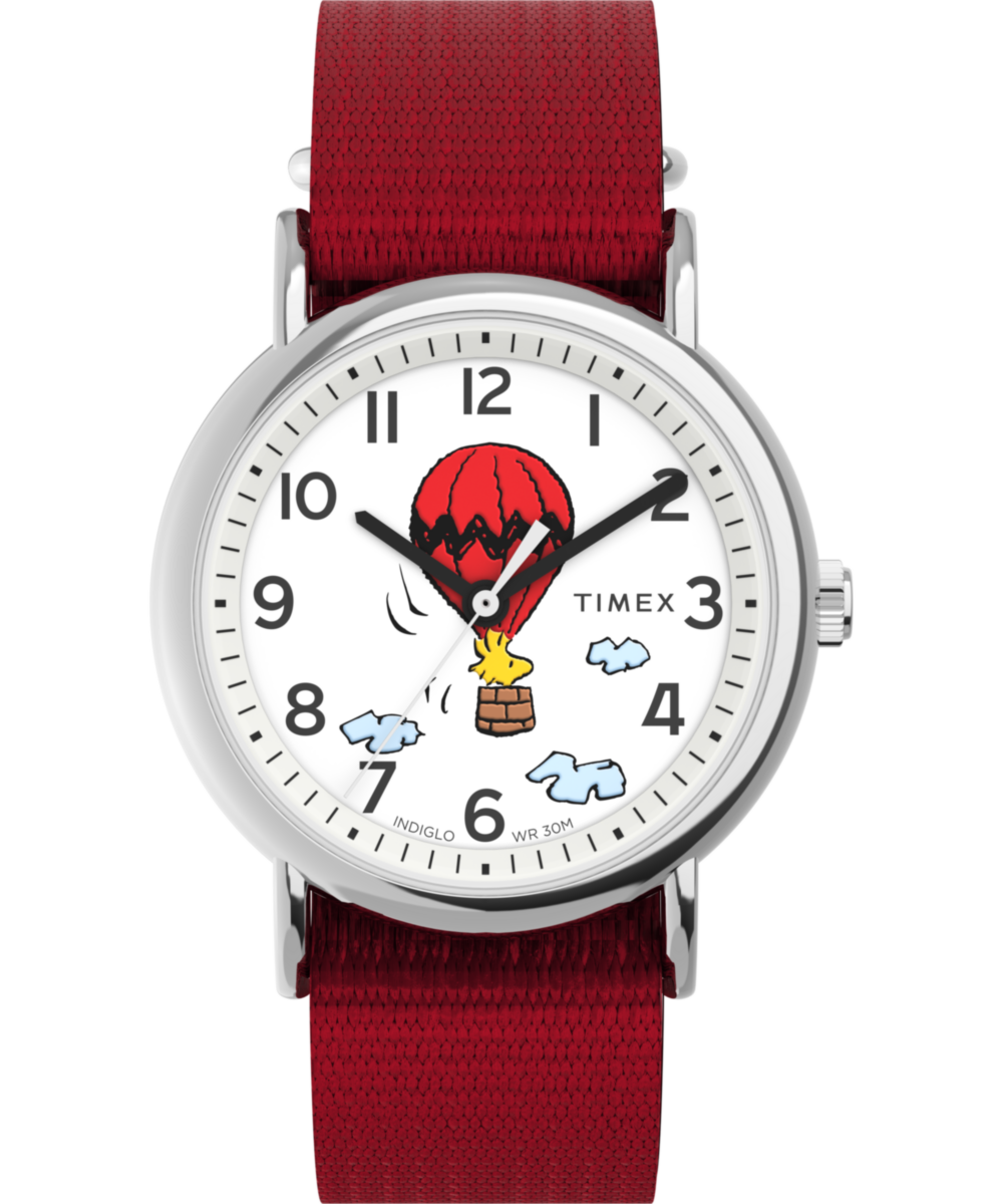 Peanuts® x Timex Weekender Balloon 38mm Fabric Strap Watch