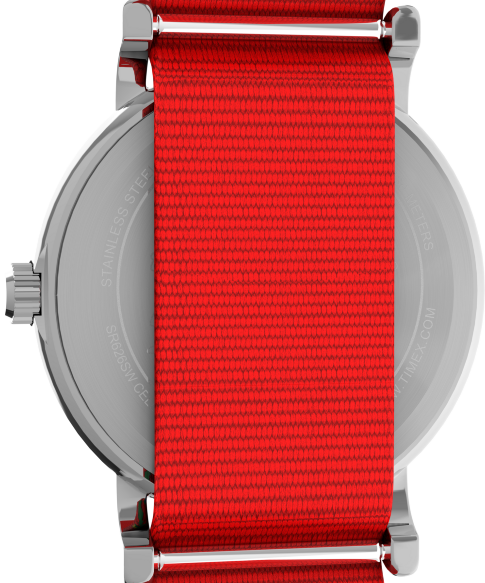 Peanuts® x Timex Weekender Snoopy Santa Hat 31mm Fabric Strap Watch
