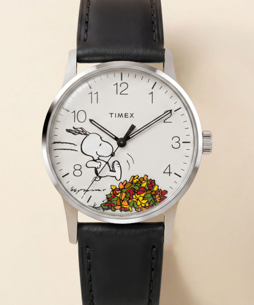Peanuts® x Timex Waterbury Classic 40mm Leather Strap Watch